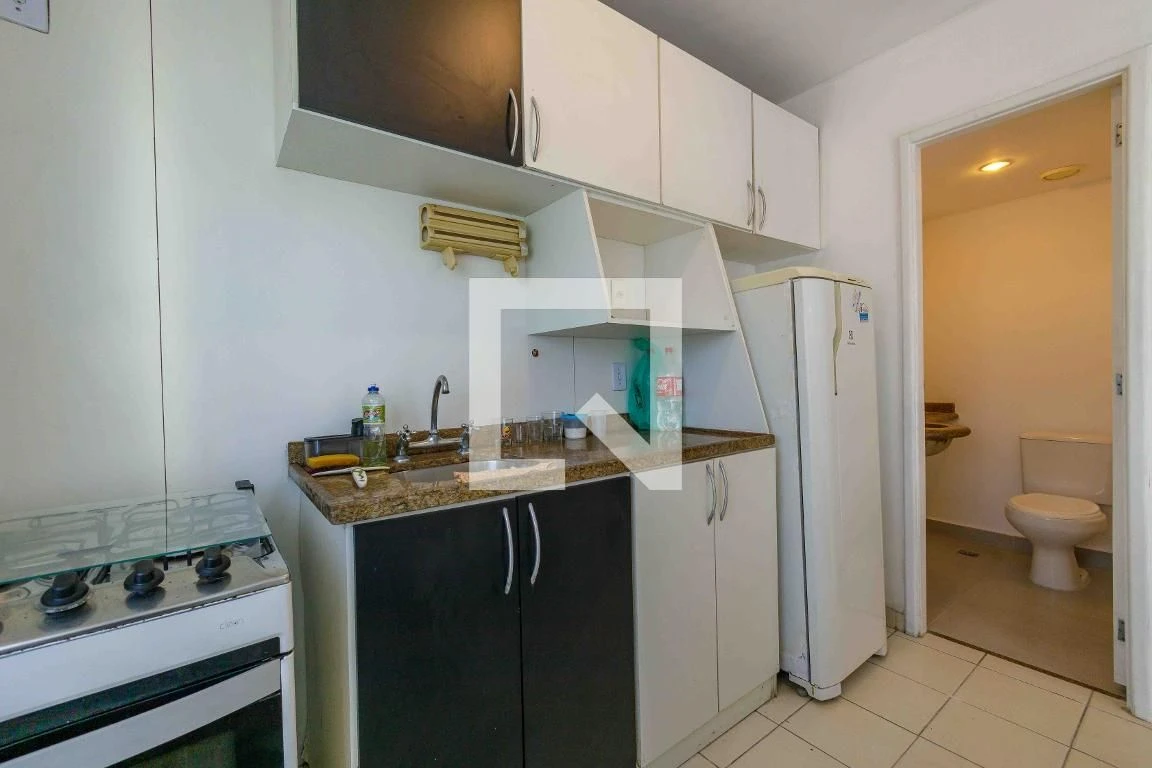Furnished 73 m² apartment with 2 en-suite bedrooms — photo 37