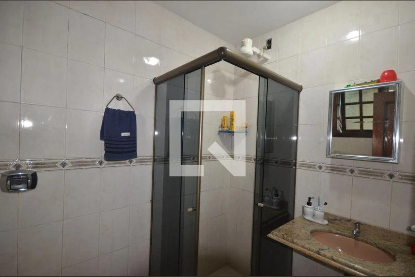 House with private garden and 7 bedrooms in 400 m² — photo 44