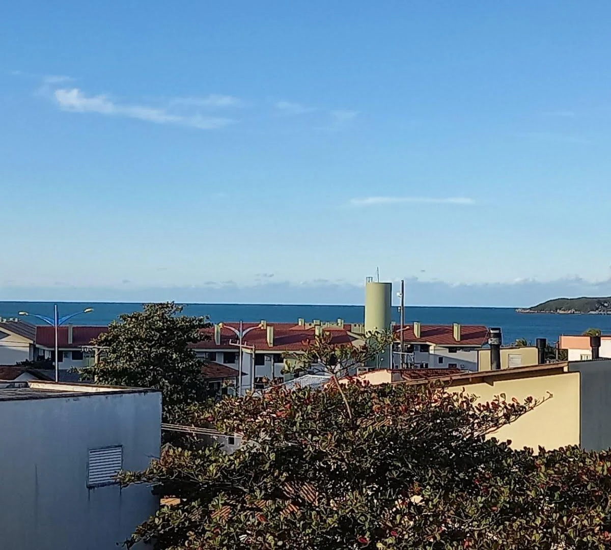 One-bedroom apartment with a water view in Florianópolis — photo 8