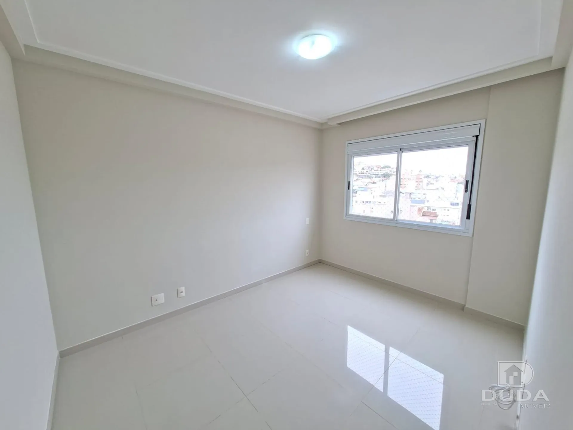 Apartment on the 10th floor with floor-to-ceiling windows — photo 38