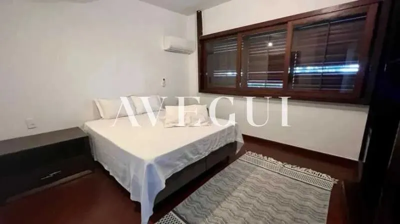 House with 5 bedrooms and closed kitchen, 700 m² — photo 6