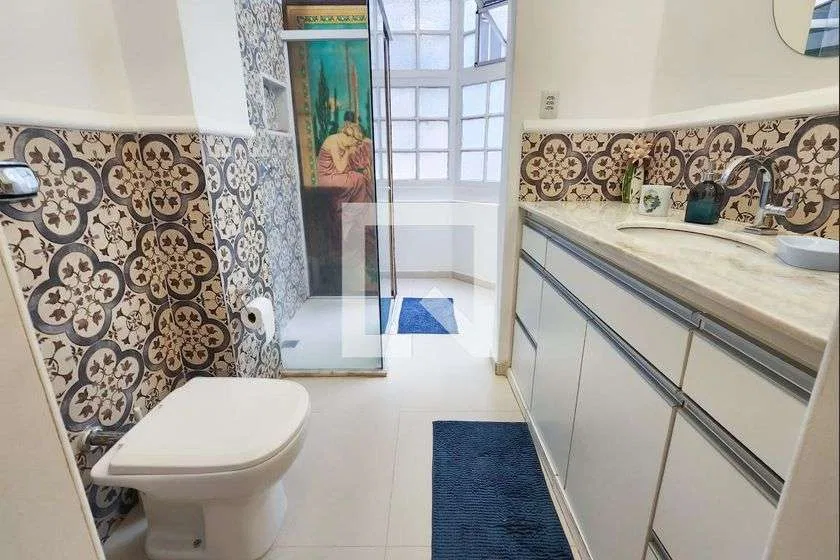 Furnished studio, 38 m², with a home office — photo 9