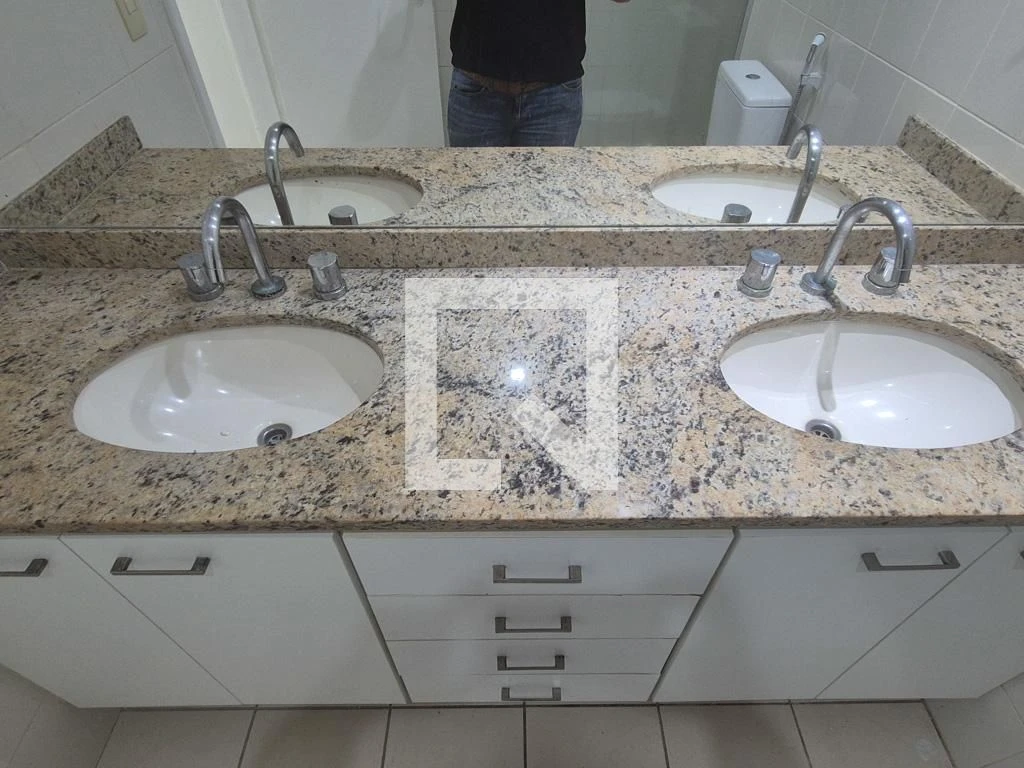 Casa de 4 dormitorios con balcón y 3 plazas de parking — photo 15
