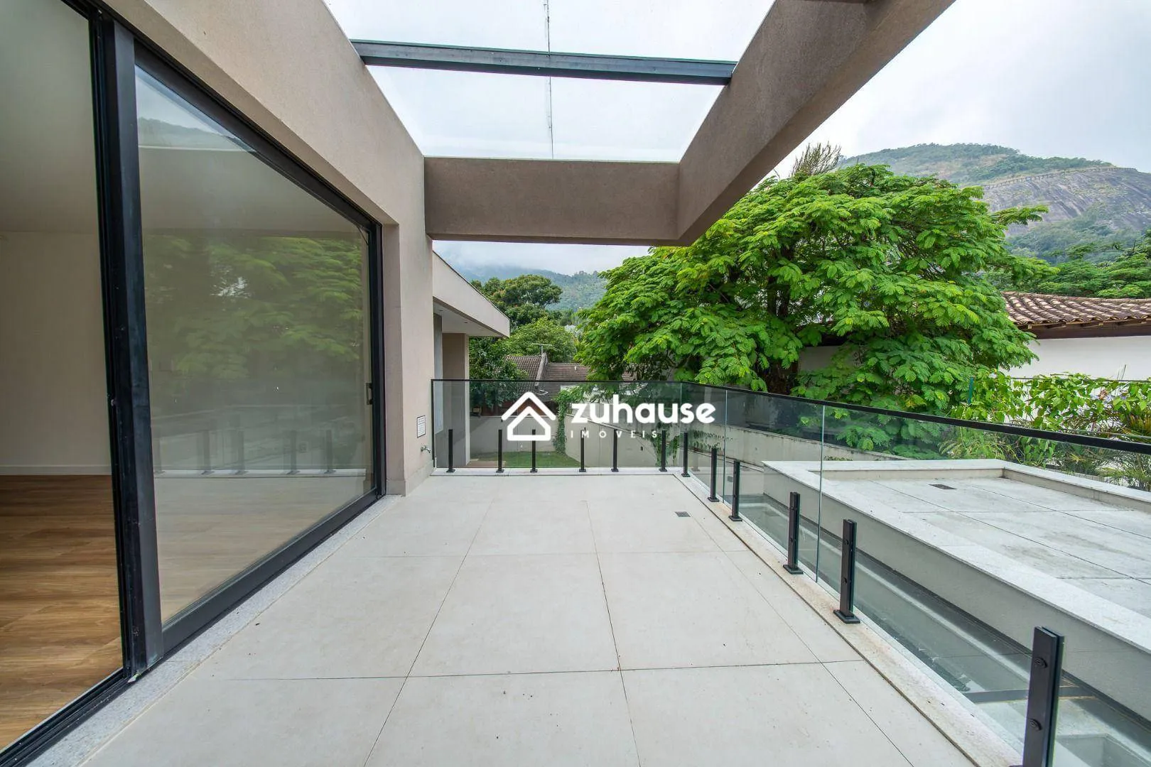 Casa tríplex com 5 quartos e 5 banheiros — photo 25