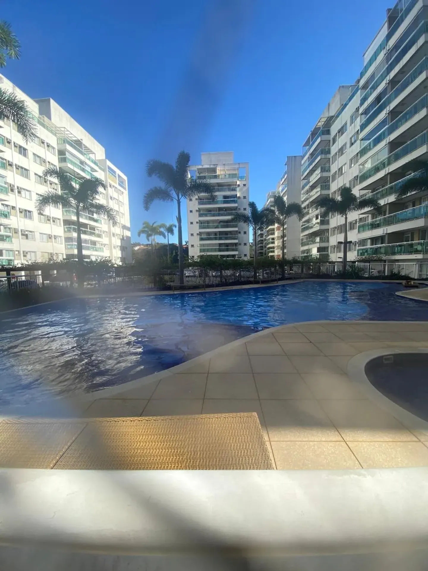 Apartment with 2 bedrooms and private garden — photo 3