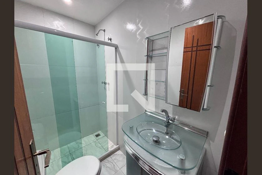 House with 4 en-suite bedrooms, 329 m² and 3 parking — photo 25