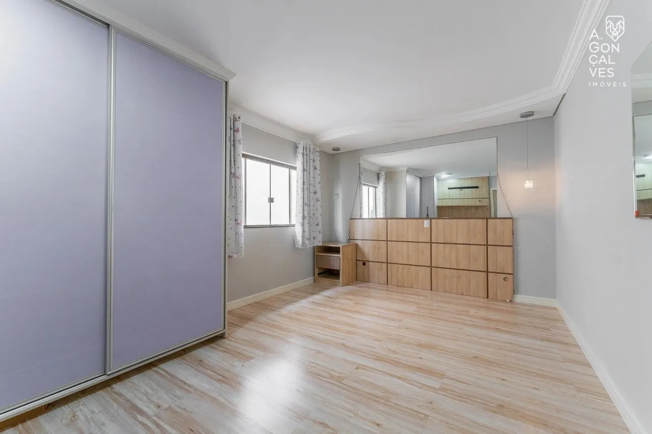 Condominium house with 5 bedrooms, 1 suite and 4 parking spots — photo 16