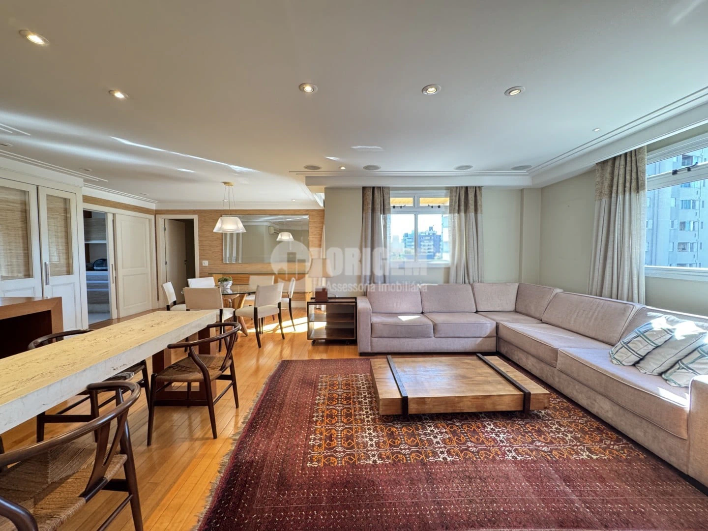 2-bedroom apartment with a bathtub in Curitiba