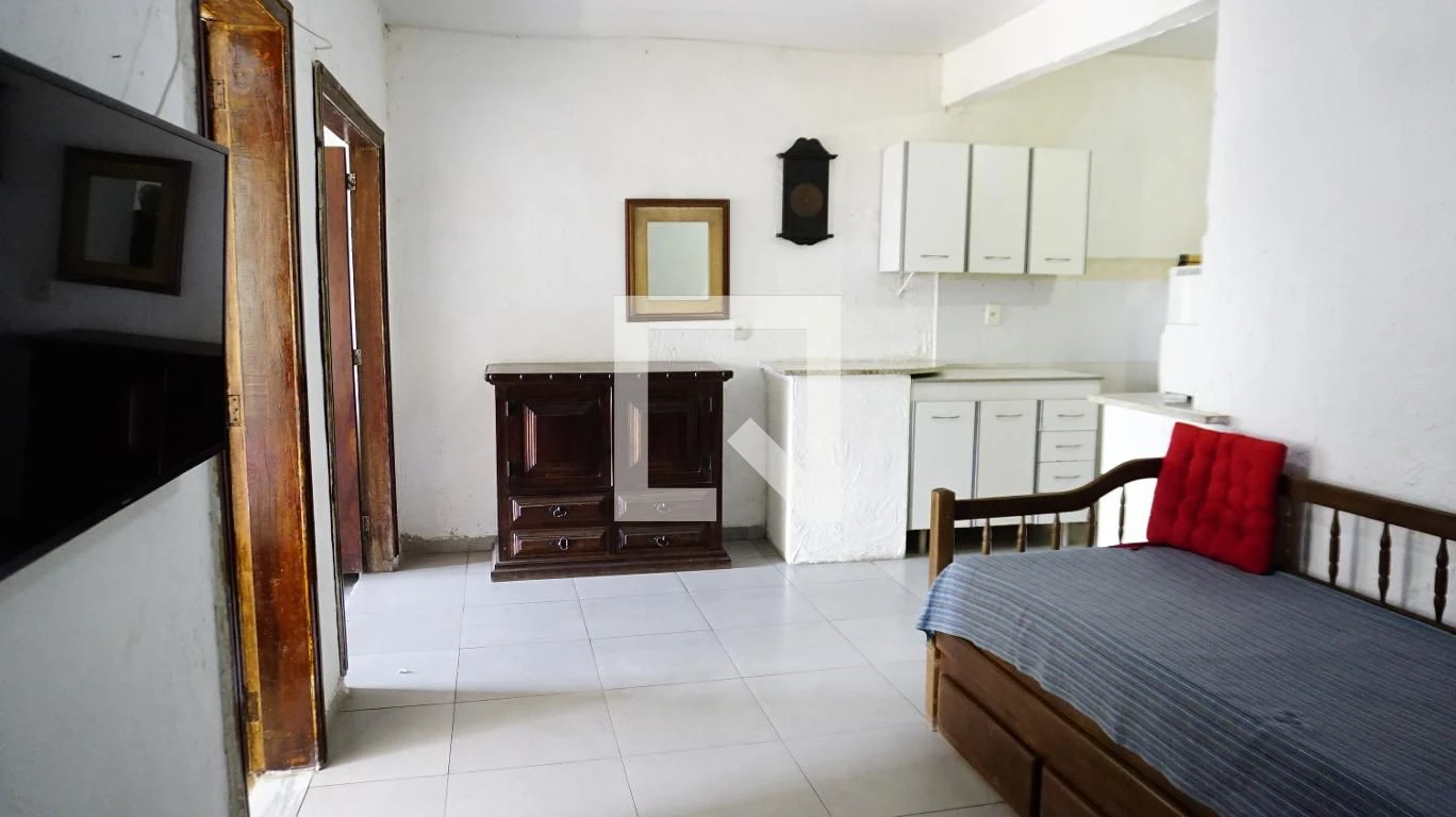 Apartamento amueblado de 2 dormitorios con balcón — photo 27
