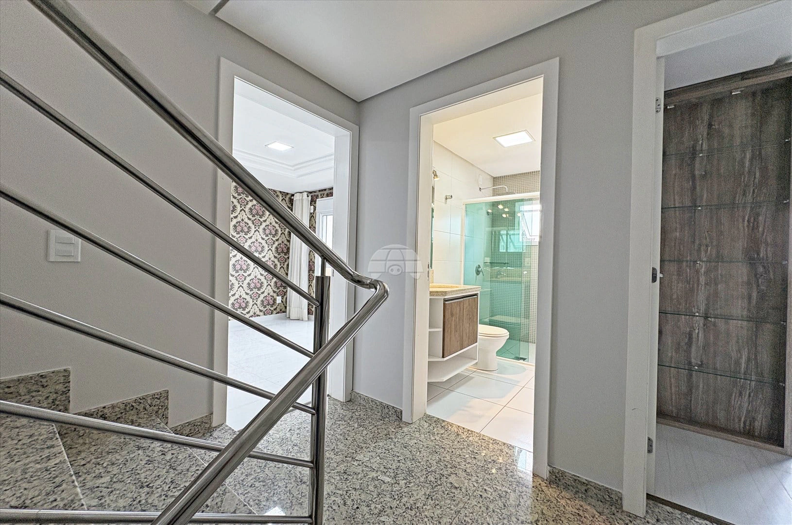 Casa, 172 m², com varanda envidraçada — photo 5