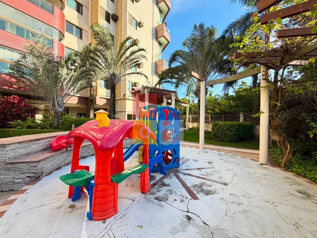 Apartamento mobiliado com 240 m² e 4 suítes — photo 80