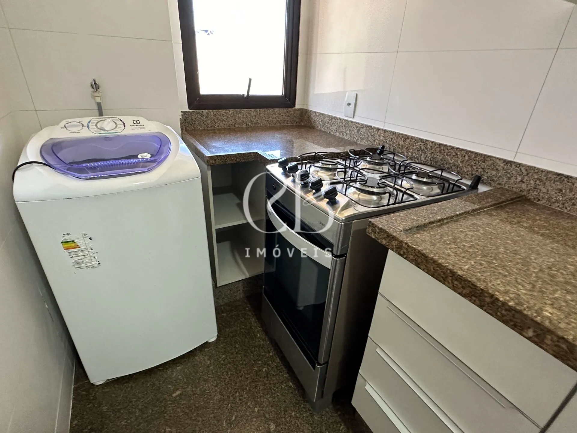 Furnished 2-bedroom apartment with 2 bathrooms — photo 25