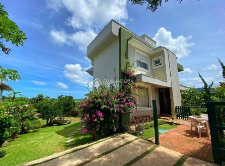 Casa en alquiler con 3 suites y 2 plazas de parking — photo 5