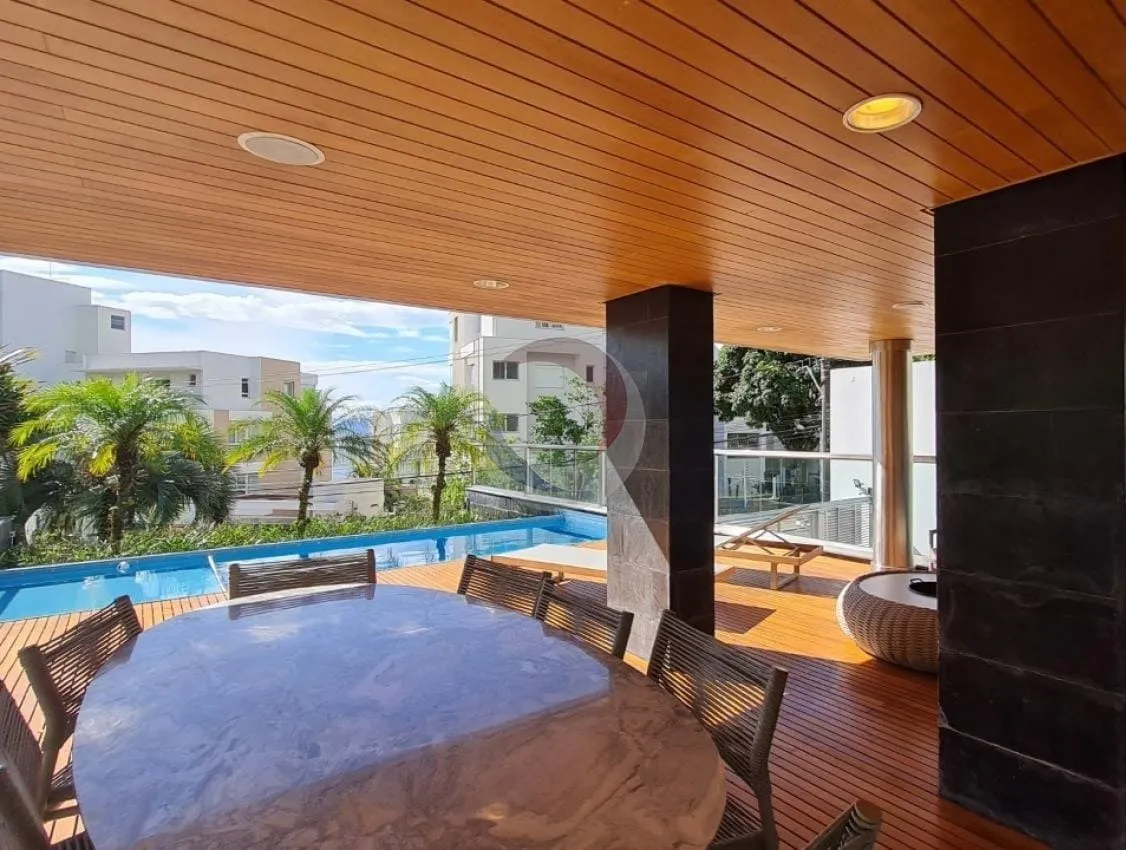Furnished apartment, 237 m², with floor-to-ceiling windows — photo 10