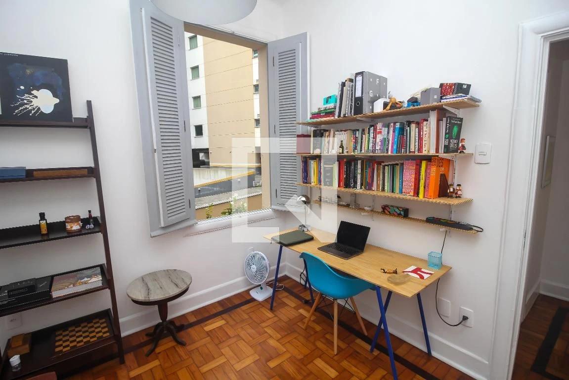 Furnished apartment with an open gas kitchen — photo 16