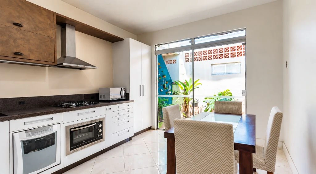 Furnished house with 3 bedrooms and 2 suites — photo 2