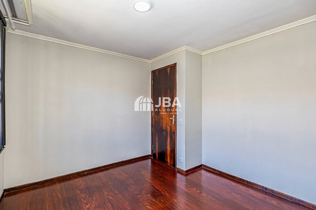 3-bedroom, 115 m² house in Curitiba — photo 6