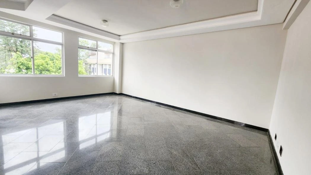 Ванна и 4 спальни: квартира 173 м² — photo 13