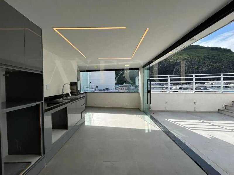 Private BBQ in a 3-bedroom apartment, 180 m² — photo 2