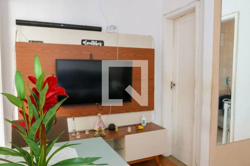 Apartamento mobiliado de 2 quartos com espaço de home office