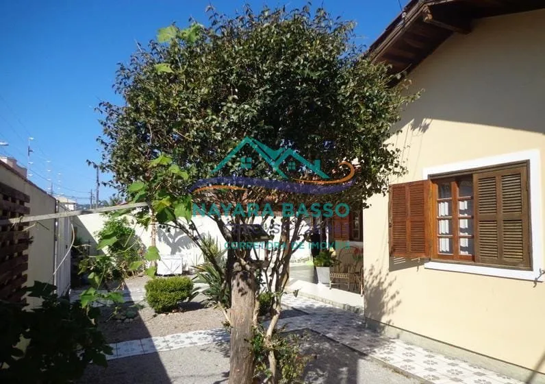 3-bedroom house with a grill on the balcony — photo 17