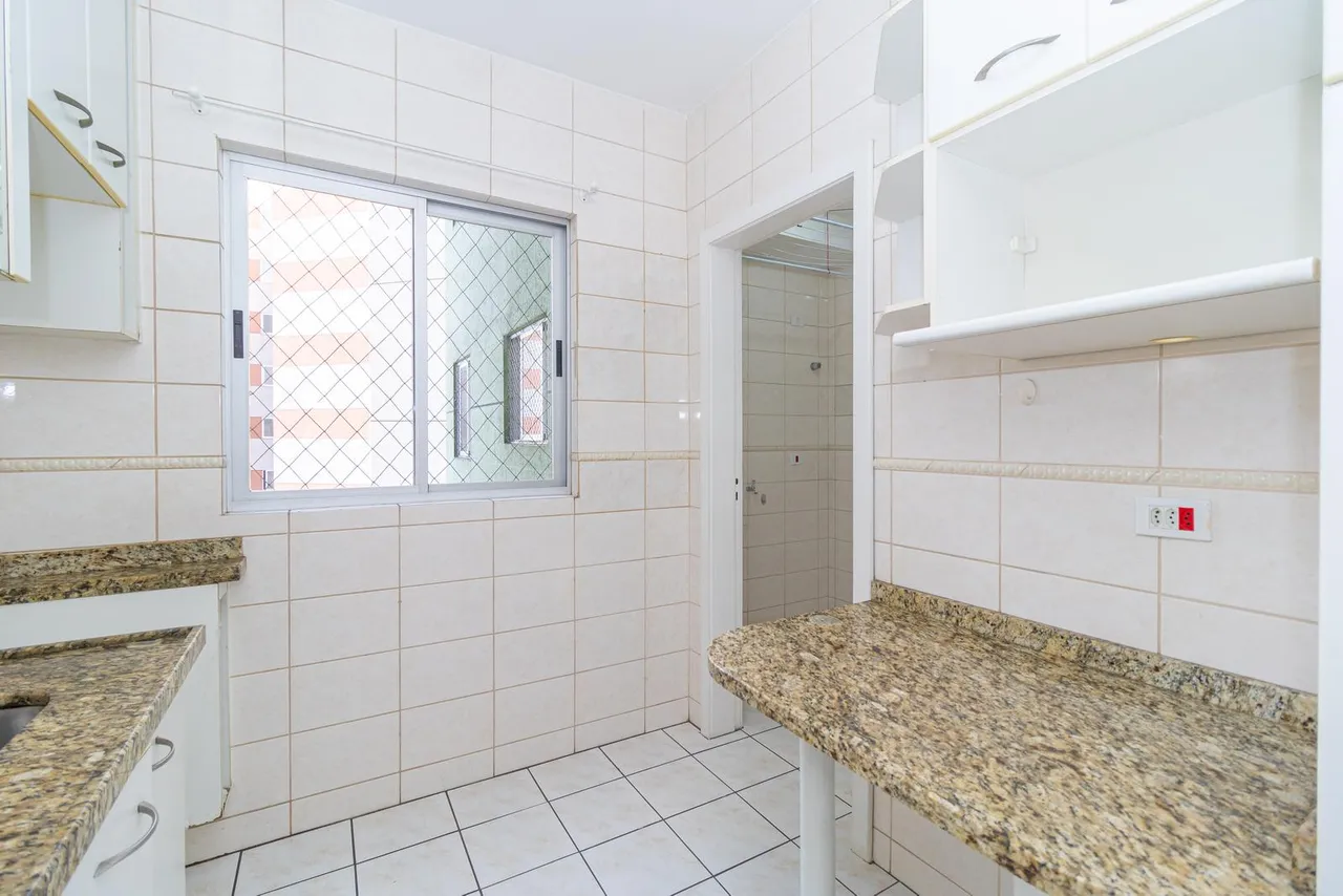 3-bedroom apartment with 2 bathrooms and balcony grill — photo 16
