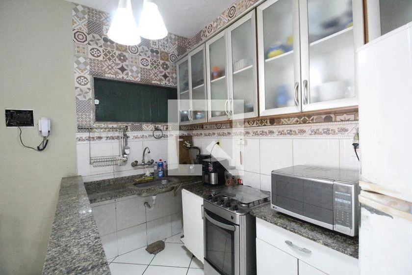 Furnished house, 200 m², with a glass-enclosed balcony — photo 15