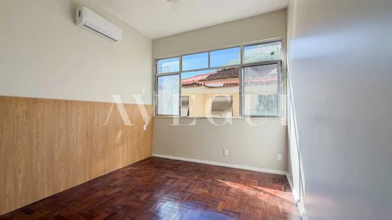 Дерев'яна підлога або ламінат та 2 спальні: квартира 65 м² — photo 22