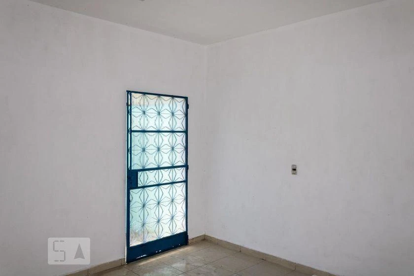 Rental house with 4 bedrooms and 200 m² — photo 16