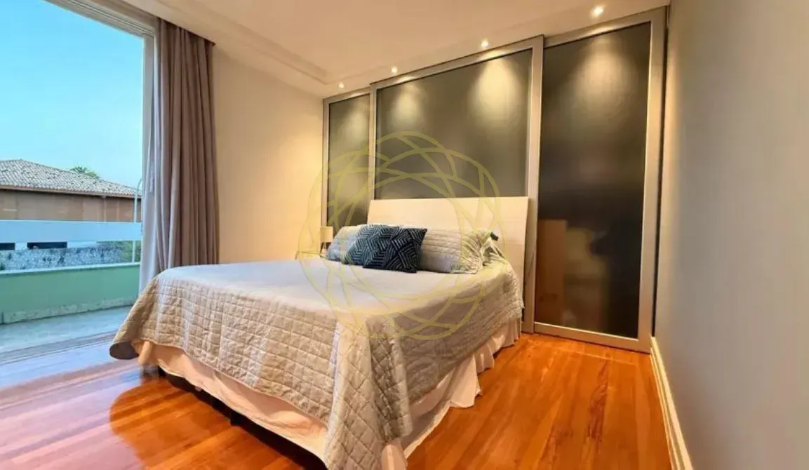 Casa para locação com 4 quartos e 5 banheiros — photo 13