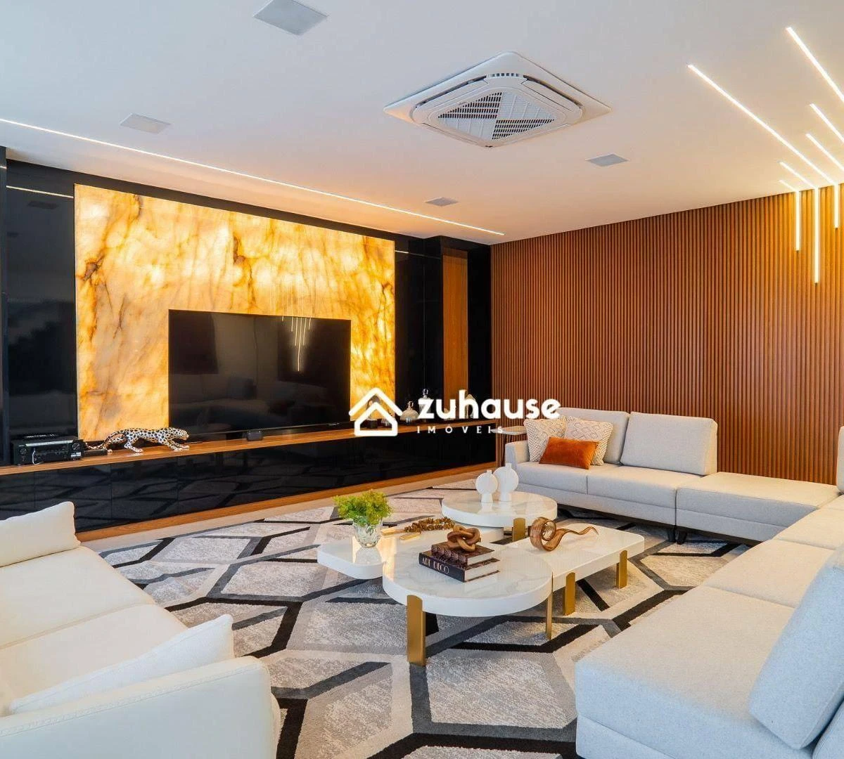 Duplex furnished penthouse 600 m² with 4 en-suite and parking — photo 4