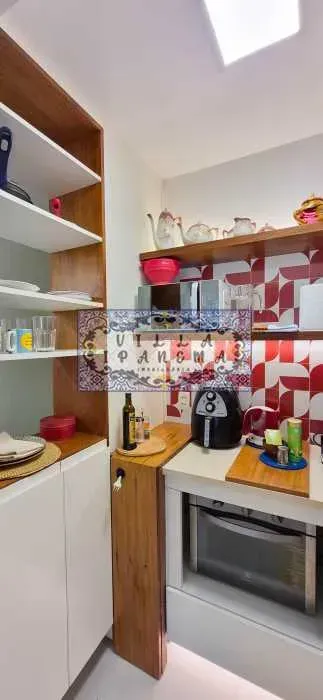 Furnished 1-bedroom apartment with open-plan kitchen — photo 12