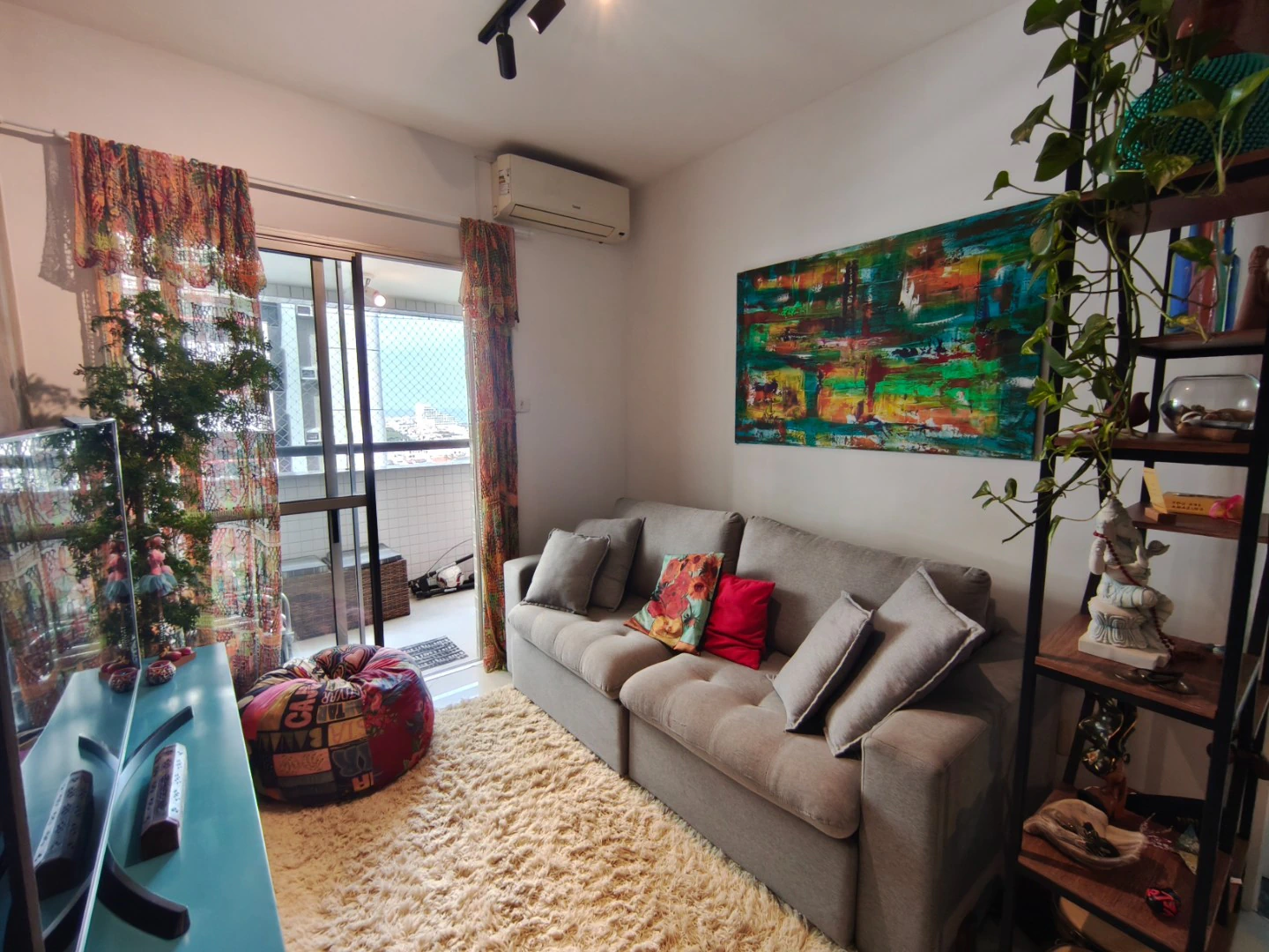 Furnished 2-bedroom apartment 80 m² with parking — photo 3