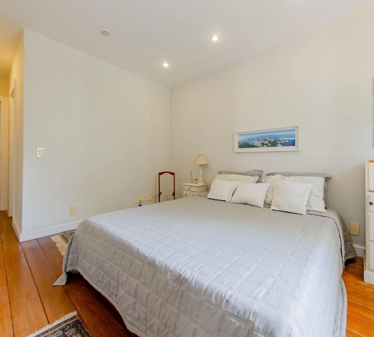 Furnished house with 6 bedrooms and 690 m² — photo 28
