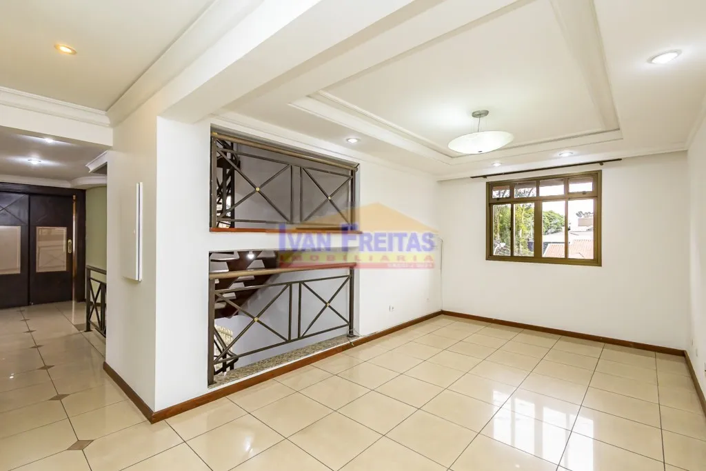 House with 5 bedrooms and balcony, plus 5 parking spots — photo 16