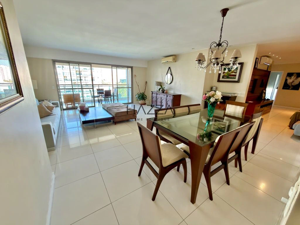 Apartamento de 206 m² com 4 suítes e churrasqueira — photo 2