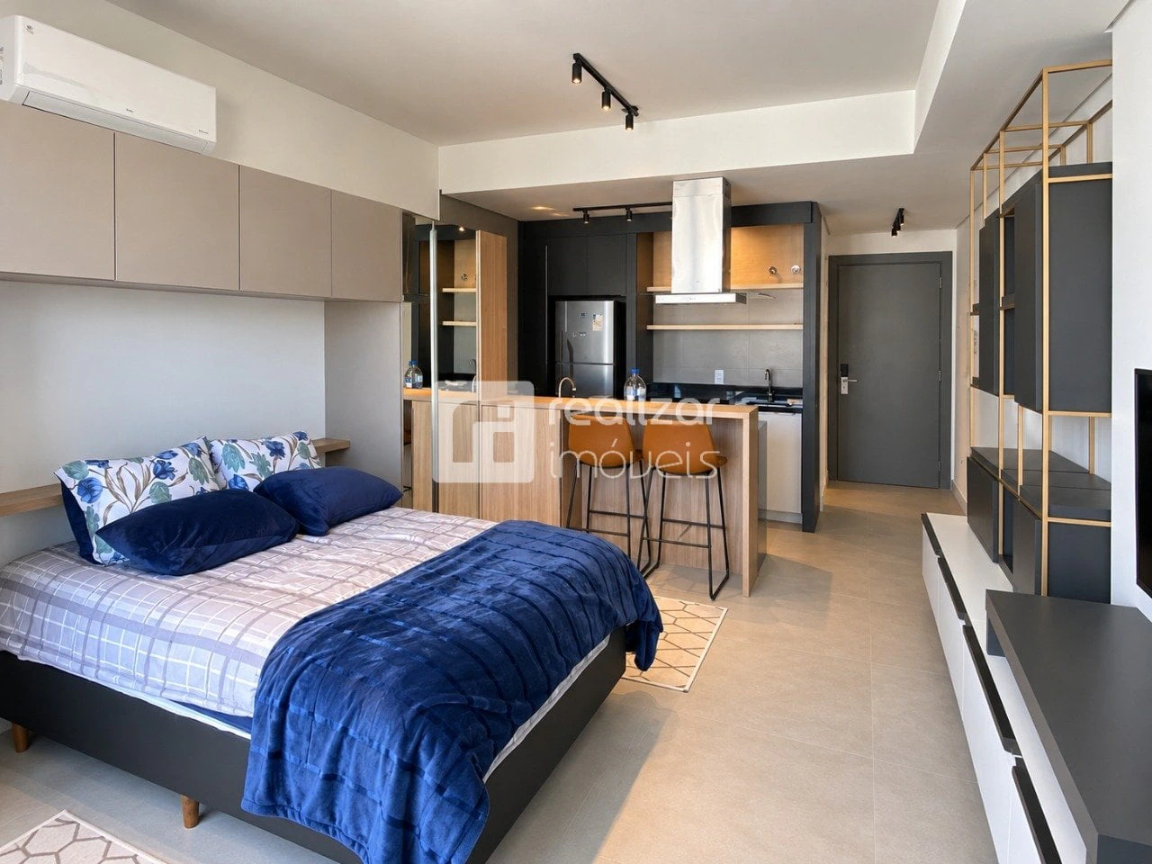 One-bedroom apartment with a dryer in Florianópolis — photo 10