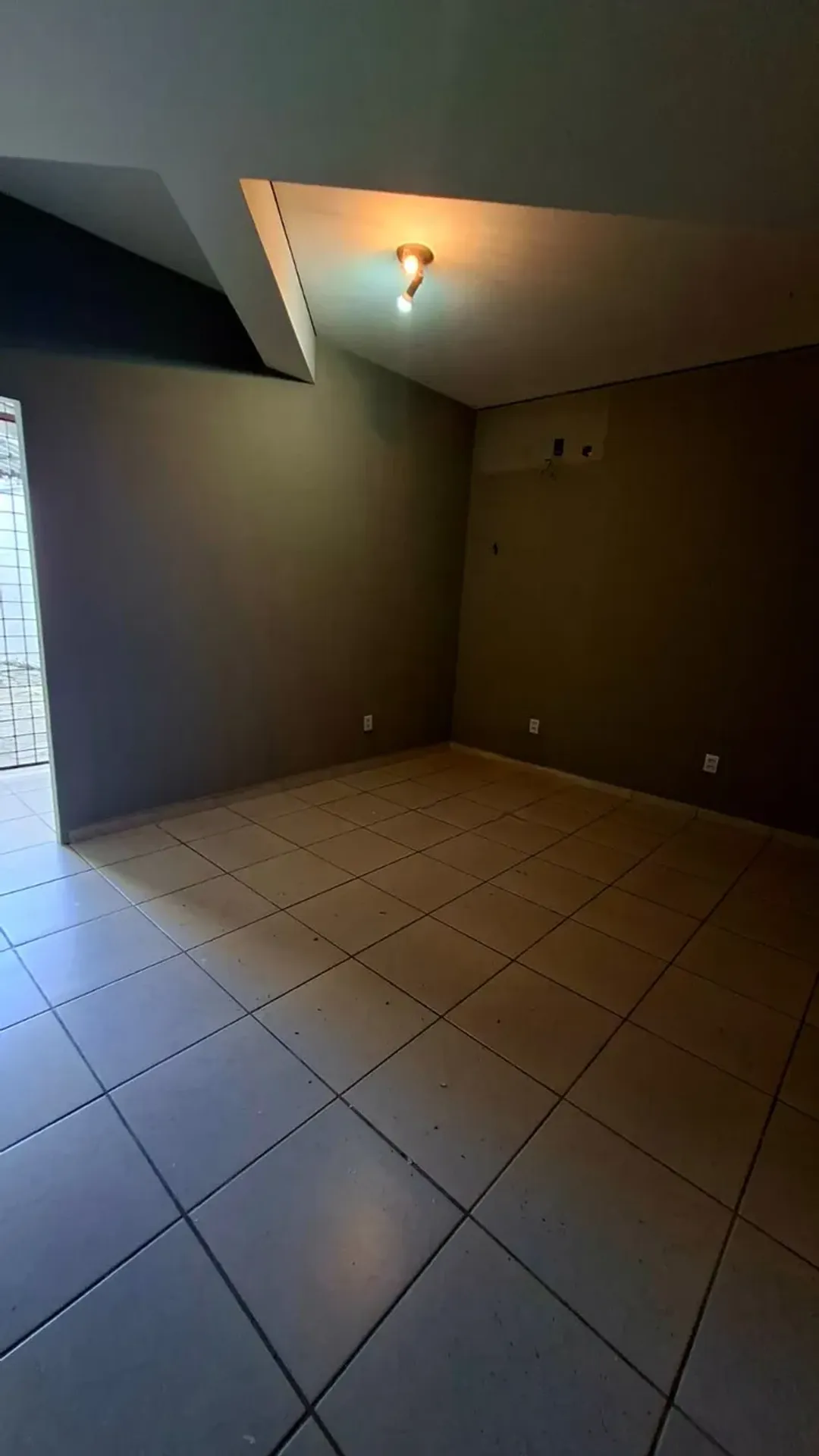 House with 4 en-suite bedrooms and electronic gate — photo 3