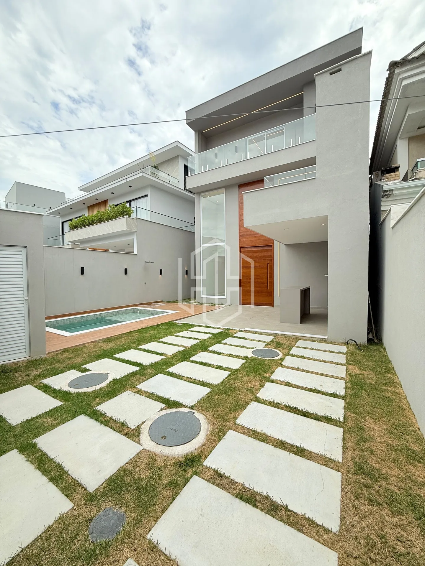 Casa, 315 m², com varanda gourmet — photo 8