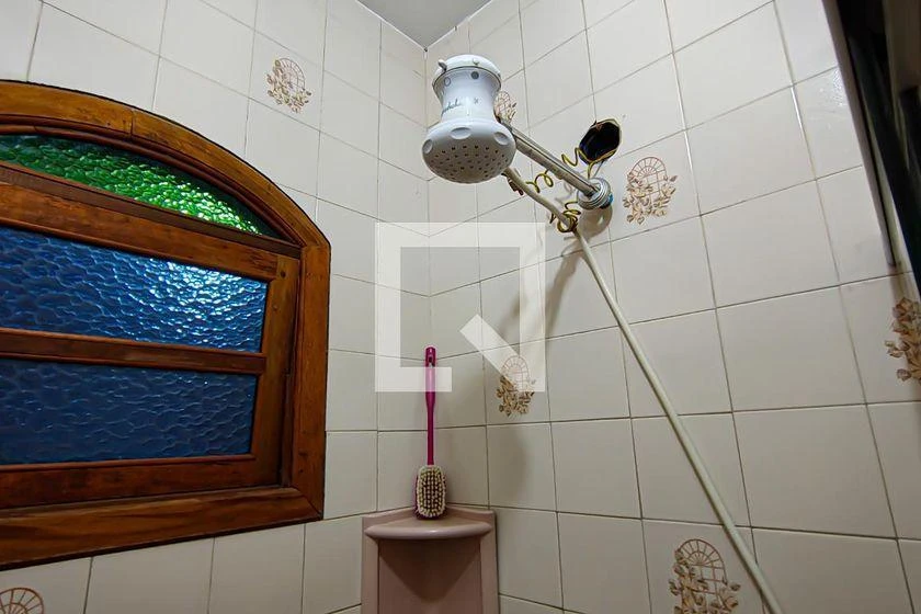 Casa de 420 m² com 4 quartos, 3 vagas e quintal — photo 43