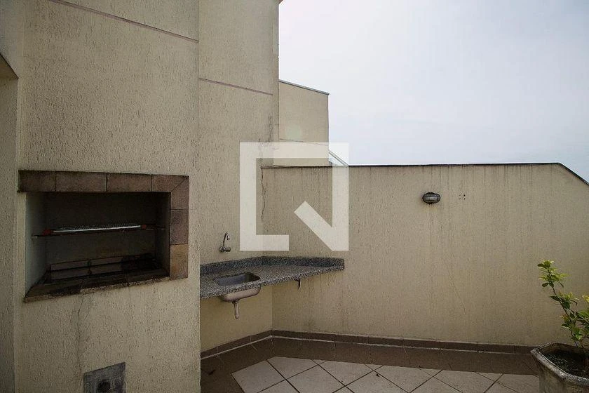 2-bedroom apartment with a grill on the balcony — photo 4