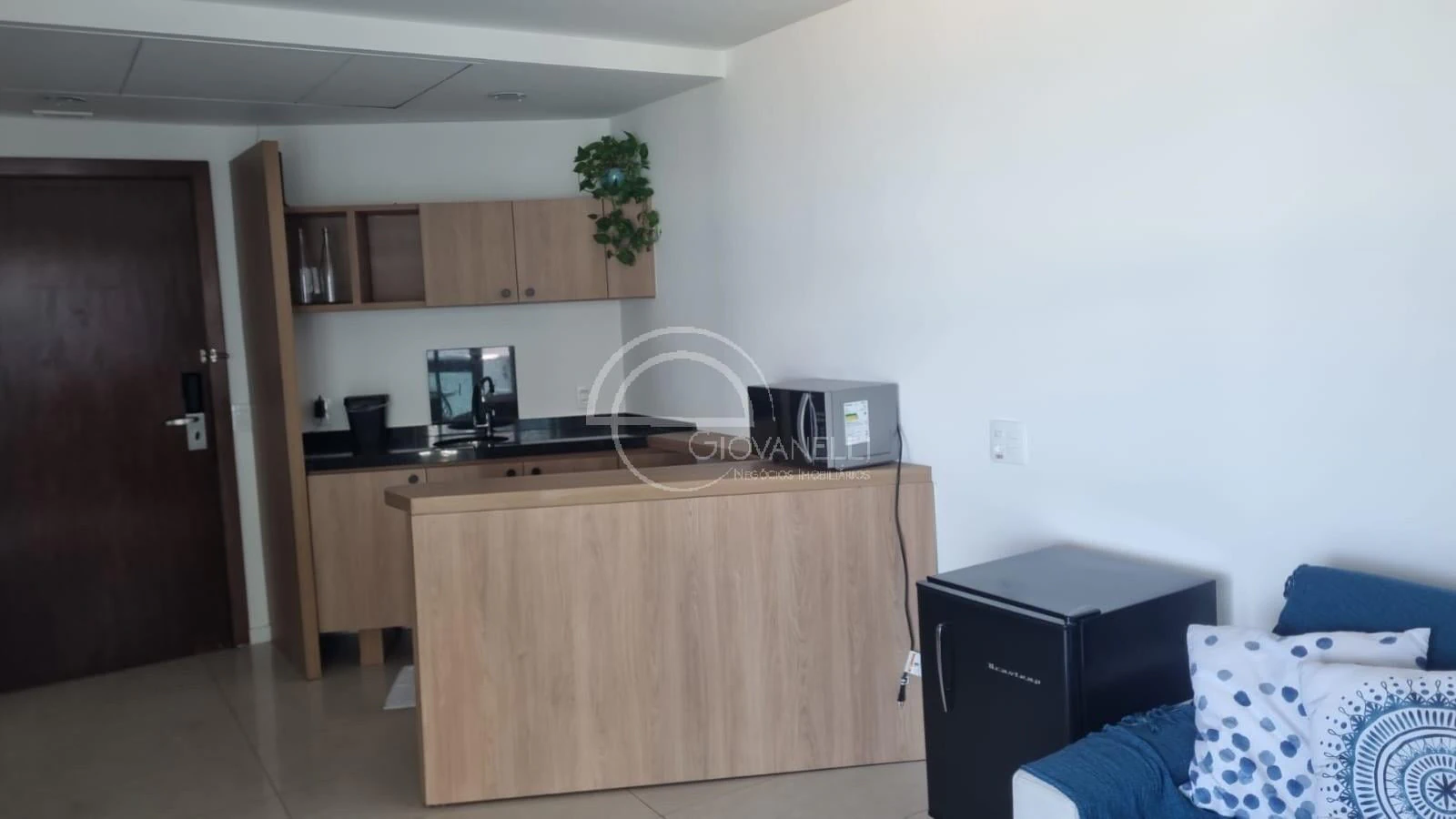 Furnished 1-bedroom apartment with gas kitchen — photo 3