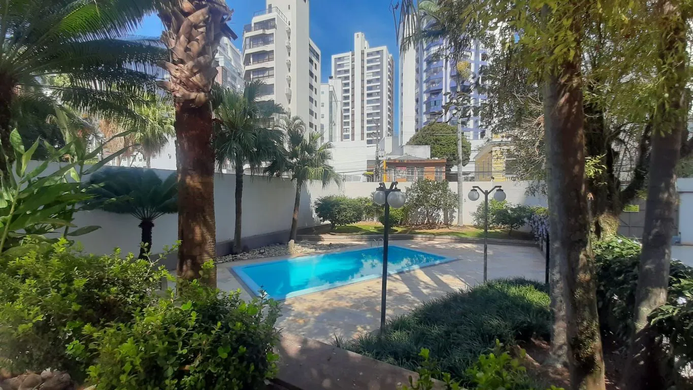 283 m² apartment with 4 bedrooms and 2 en-suites — photo 31
