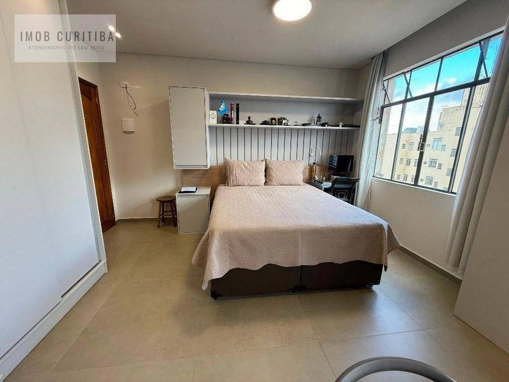 Студія 35 м² з робочим місцем та панорамними вікнами — photo 5
