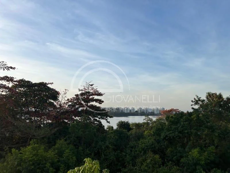 Apartamento de 227 m² com varanda e 5 quartos — photo 11