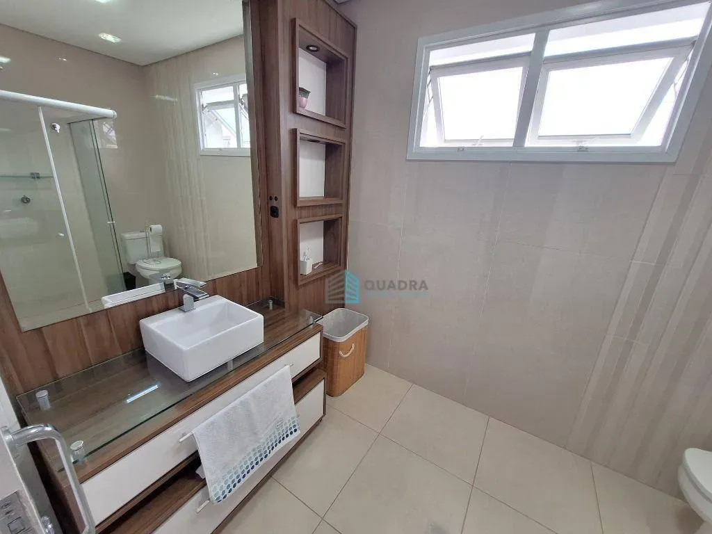 5-bedroom house with a private pool in Florianópolis — photo 42
