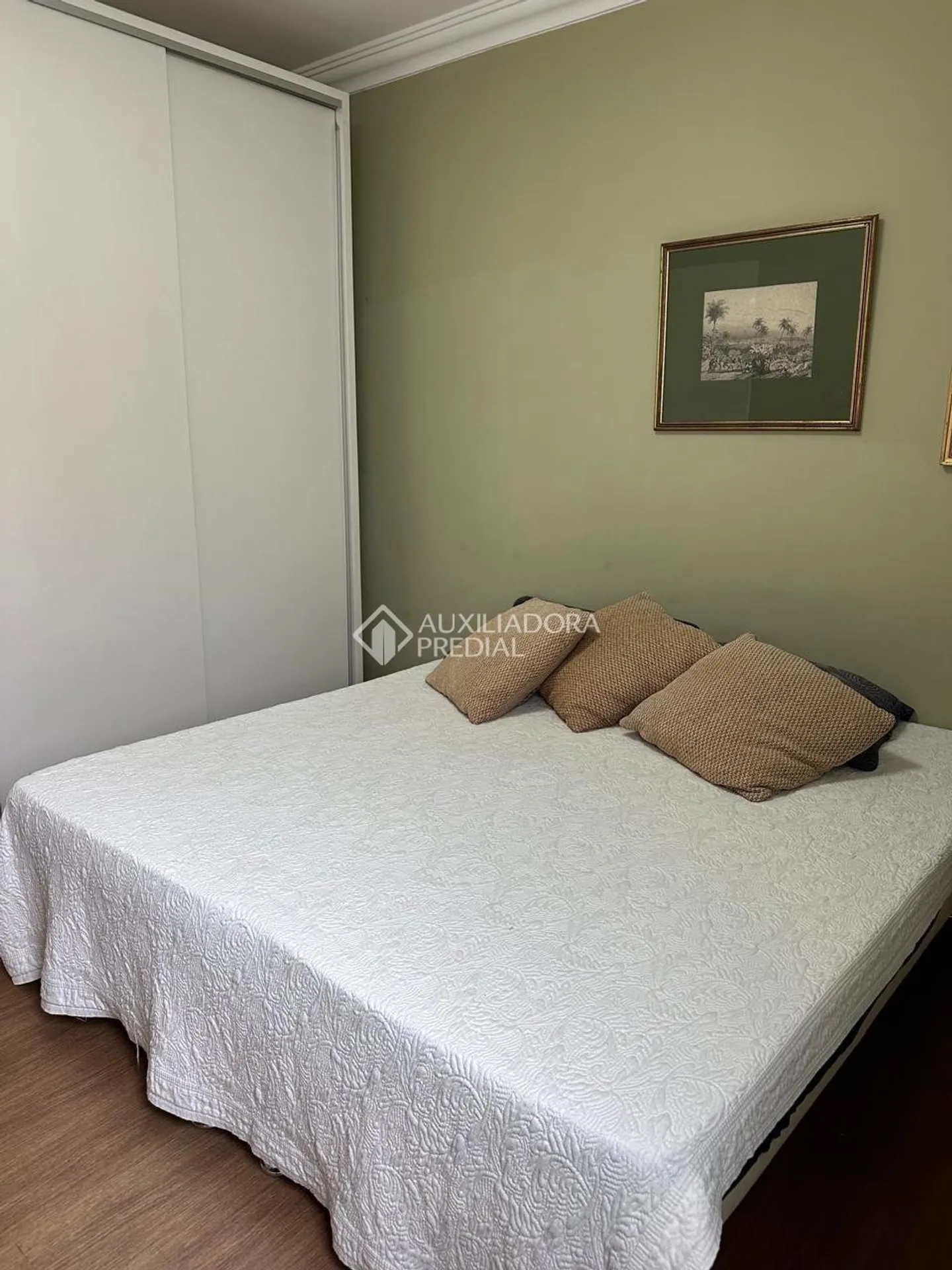 Furnished 5-bedroom apartment with 2 parking spots and 166 m² — photo 17