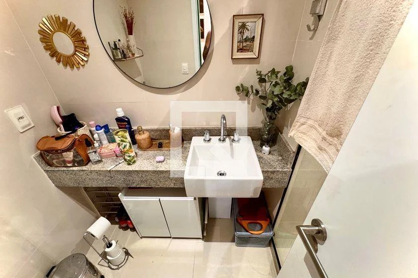 79 m² apartment with a washing machine and a home office — photo 2