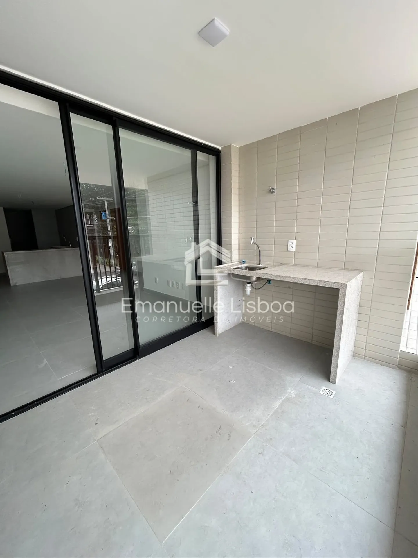 3-bedroom apartment with a private BBQ — photo 7