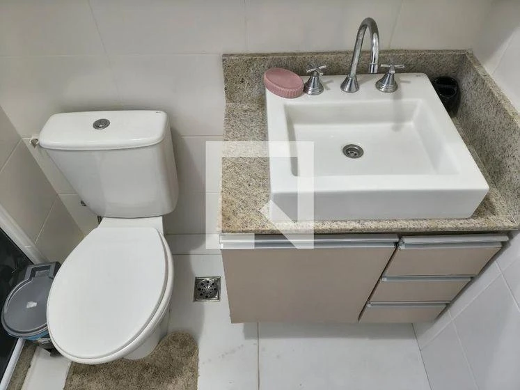 3-bedroom apartment in a building with a gym — photo 13